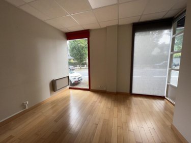 Fonds et murs commerciaux a vendre Rennes 35000 Ille-et-Vilaine 124 m2  291280 euros