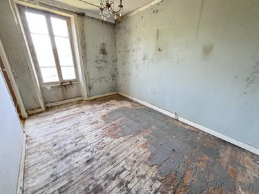 Maison a vendre Ydes 15210 Cantal 89 m2 5 pièces 37100 euros