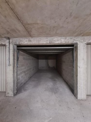 Garage et parking a vendre Besançon 25000 Doubs  22890 euros