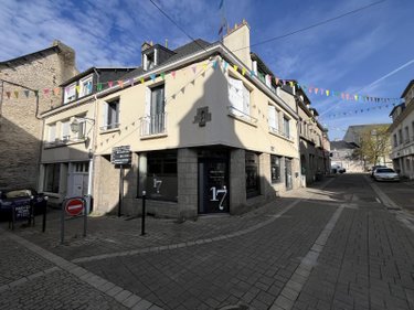 Immeuble a vendre Ploërmel 56800 Morbihan 111 m2  353380 euros