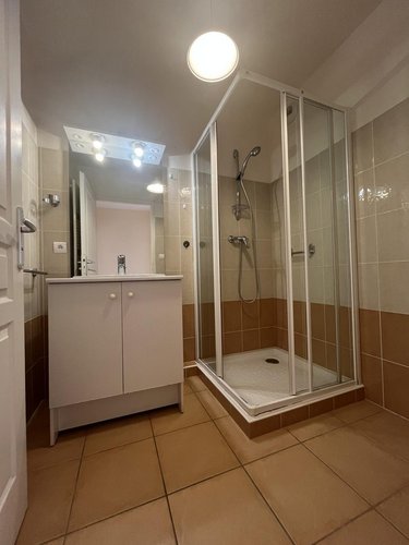 Location appartement Ambérieu-en-Bugey 01500 Ain 76 m2 3 pièces 825 euros