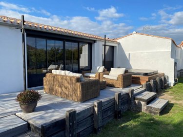 Maison a vendre Noirmoutier-en-l'Île 85330 Vendée 161 m2 5 pièces 1166900 euros