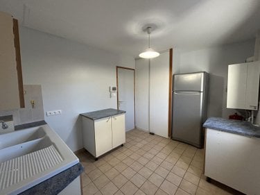 Location maison Beaune 21200 Côte-d'Or 105 m2 5 pièces 1350 euros