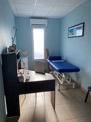 Fonds et murs commerciaux a vendre Sallertaine 85300 Vendée 75 m2  280000 euros