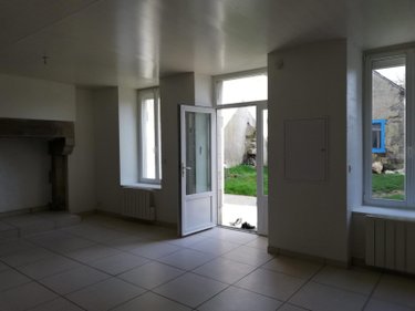 Immeuble a vendre Mohon 56490 Morbihan 130 m2  187620 euros