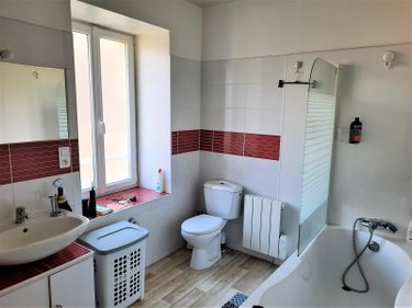 Immeuble a vendre Mohon 56490 Morbihan 130 m2  187620 euros