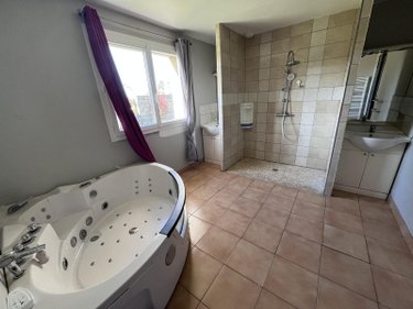 Maison a vendre Champagnac 15350 Cantal 219 m2 9 pièces 159000 euros