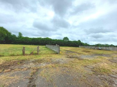 Bien agricole a vendre Saint-Denis-le-Gast 50450 Manche  21600 euros