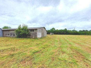 Bien agricole a vendre Saint-Denis-le-Gast 50450 Manche  21600 euros