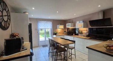 Immeuble a vendre Saint-Nabord 88200 Vosges 480 m2  373000 euros