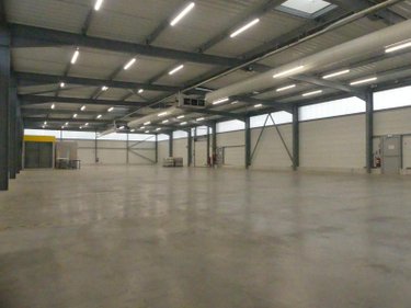 Fonds et murs commerciaux a vendre Allaire 56350 Morbihan 905 m2  786600 euros