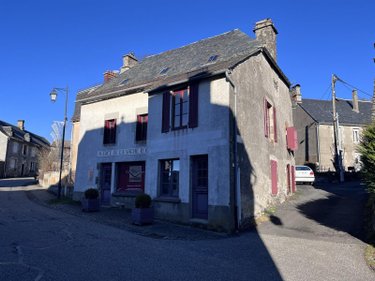 Maison a vendre Trizac 15400 Cantal 163 m2 8 pièces 25001 euros