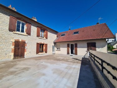 Immeuble a vendre Besançon 25000 Doubs 450 m2  758000 euros