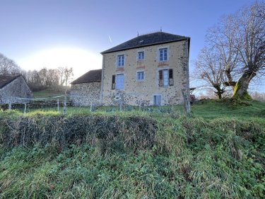 Maison a vendre La Monselie 15240 Cantal 148 m2 6 pièces 84800 euros