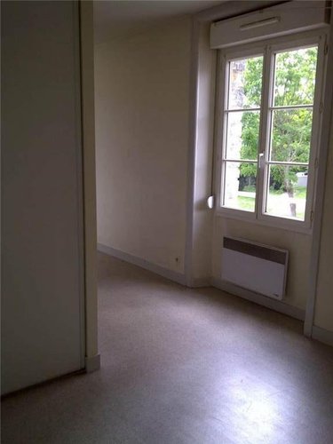 Location appartement Rennes 35000 Ille-et-Vilaine 24 m2 1 pièce 420 euros