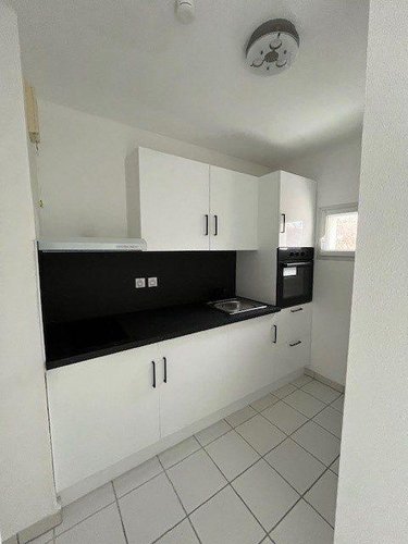 Location appartement Allonnes 72700 Sarthe 47 m2 2 pièces 560 euros