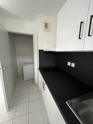 Location appartement Allonnes 72700 Sarthe 47 m2 2 pièces 560 euros