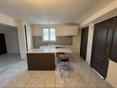 Location appartement Ambérieu-en-Bugey 01500 Ain 72 m2 3 pièces 680 euros