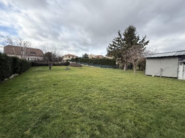 Terrain a batir a vendre Charmeil 03110 Allier 972 m2  65000 euros