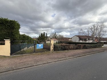 Terrain a batir a vendre Charmeil 03110 Allier 972 m2  65000 euros
