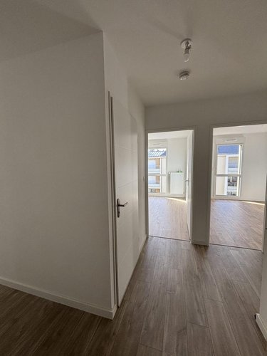 Location appartement Châteaugiron 35410 Ille-et-Vilaine 63 m2 3 pièces 830 euros
