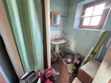 Maison a vendre Bassignac 15240 Cantal 131 m2 9 pièces 74200 euros