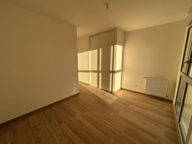 Location appartement Beaune 21200 Côte-d'Or 74 m2 3 pièces 1007 euros