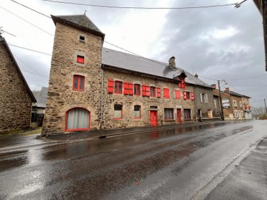 Maison a vendre Bort-les-Orgues 19110 Corrèze 243 m2 13 pièces 265000 euros