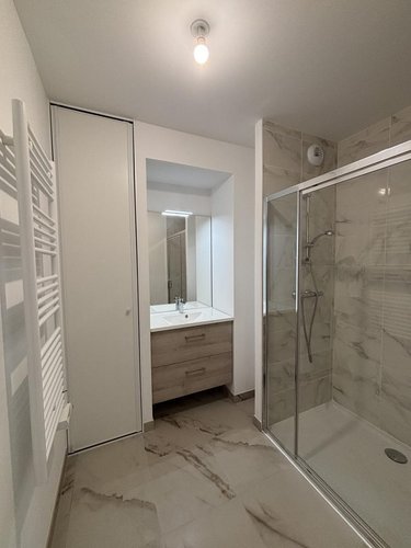 Location appartement Châteaugiron 35410 Ille-et-Vilaine 63 m2 3 pièces 830 euros