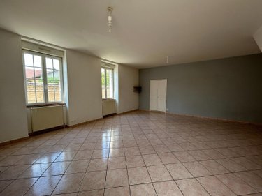 Location maison Chorey-les-Beaune 21200 Côte-d'Or 114 m2 5 pièces 930 euros
