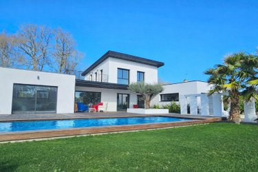 Maison a vendre Gouesnach 29950 Finistère 180 m2 5 pièces 1236000 euros