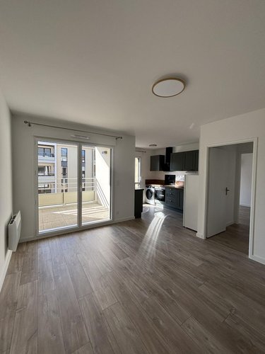 Location appartement Châteaugiron 35410 Ille-et-Vilaine 44 m2 2 pièces 660 euros