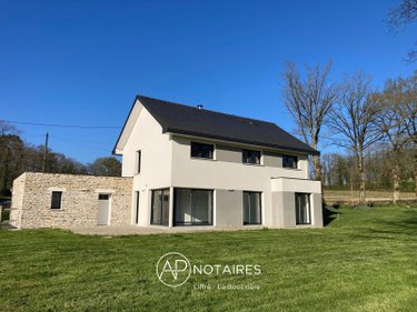 Location maison Val-d'Izé 35450 Ille-et-Vilaine 149 m2 5 pièces 1100 euros