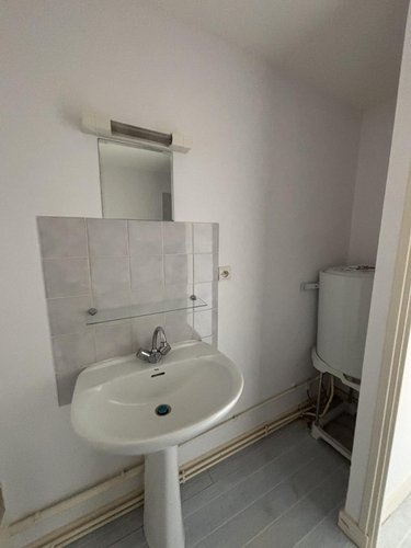 Location appartement Vern-sur-Seiche 35770 Ille-et-Vilaine 32 m2 2 pièces 498 euros