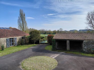 Maison a vendre La Garnache 85710 Vendée 438 m2 10 pièces 799000 euros