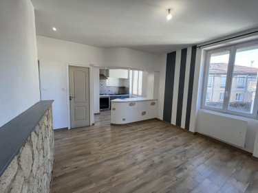 Location appartement Ambérieu-en-Bugey 01500 Ain 36 m2 2 pièces 520 euros