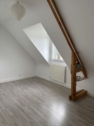 Location maison Châteaugiron 35410 Ille-et-Vilaine 107 m2 6 pièces 1200 euros