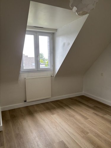 Location maison Châteaugiron 35410 Ille-et-Vilaine 107 m2 6 pièces 1200 euros