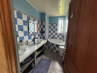 Maison a vendre Lanobre 15270 Cantal 174 m2 9 pièces 153700 euros