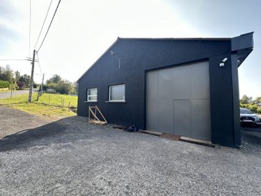 Fonds et murs commerciaux a vendre Abrest 03200 Allier 774 m2  495000 euros