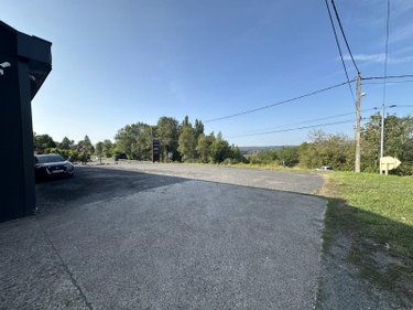 Fonds et murs commerciaux a vendre Abrest 03200 Allier 774 m2  495000 euros