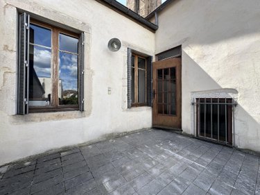 Appartement a vendre Beaune 21200 Côte-d'Or 136 m2 4 pièces 229000 euros