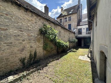 Appartement a vendre Beaune 21200 Côte-d'Or 136 m2 4 pièces 229000 euros