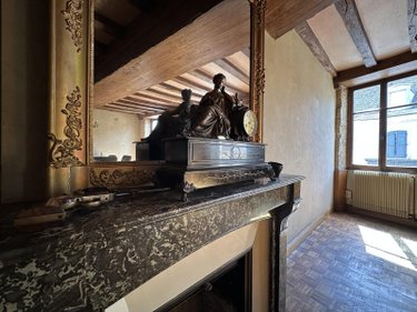 Appartement a vendre Beaune 21200 Côte-d'Or 136 m2 4 pièces 229000 euros