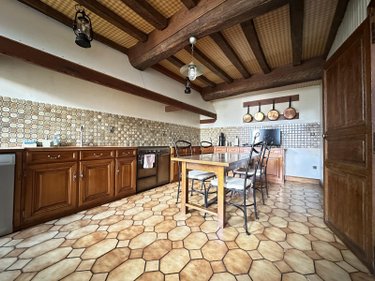 Appartement a vendre Beaune 21200 Côte-d'Or 136 m2 4 pièces 229000 euros