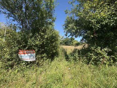 Bien agricole a vendre Bréhal 50290 Manche  2160 euros