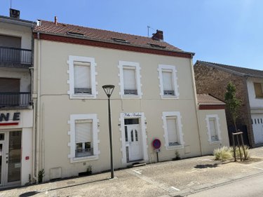 Maison a vendre Saint-Yorre 03270 Allier 223 m2 9 pièces 270000 euros