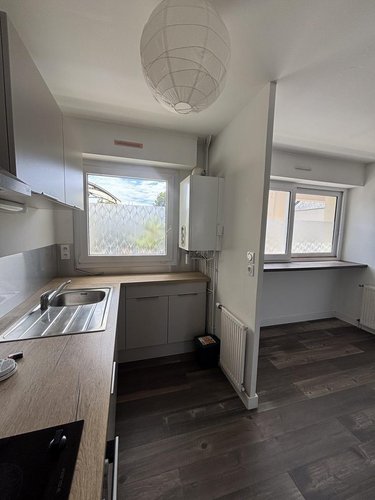 Location appartement Vern-sur-Seiche 35770 Ille-et-Vilaine 63 m2 2 pièces 740 euros