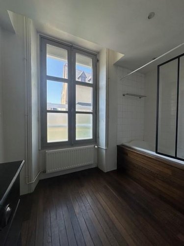 Appartement a vendre Angers 49000 Maine-et-Loire 62 m2  235800 euros