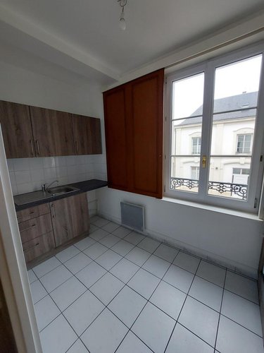 Location appartement Reims 51100 Marne 59 m2 3 pièces 775 euros